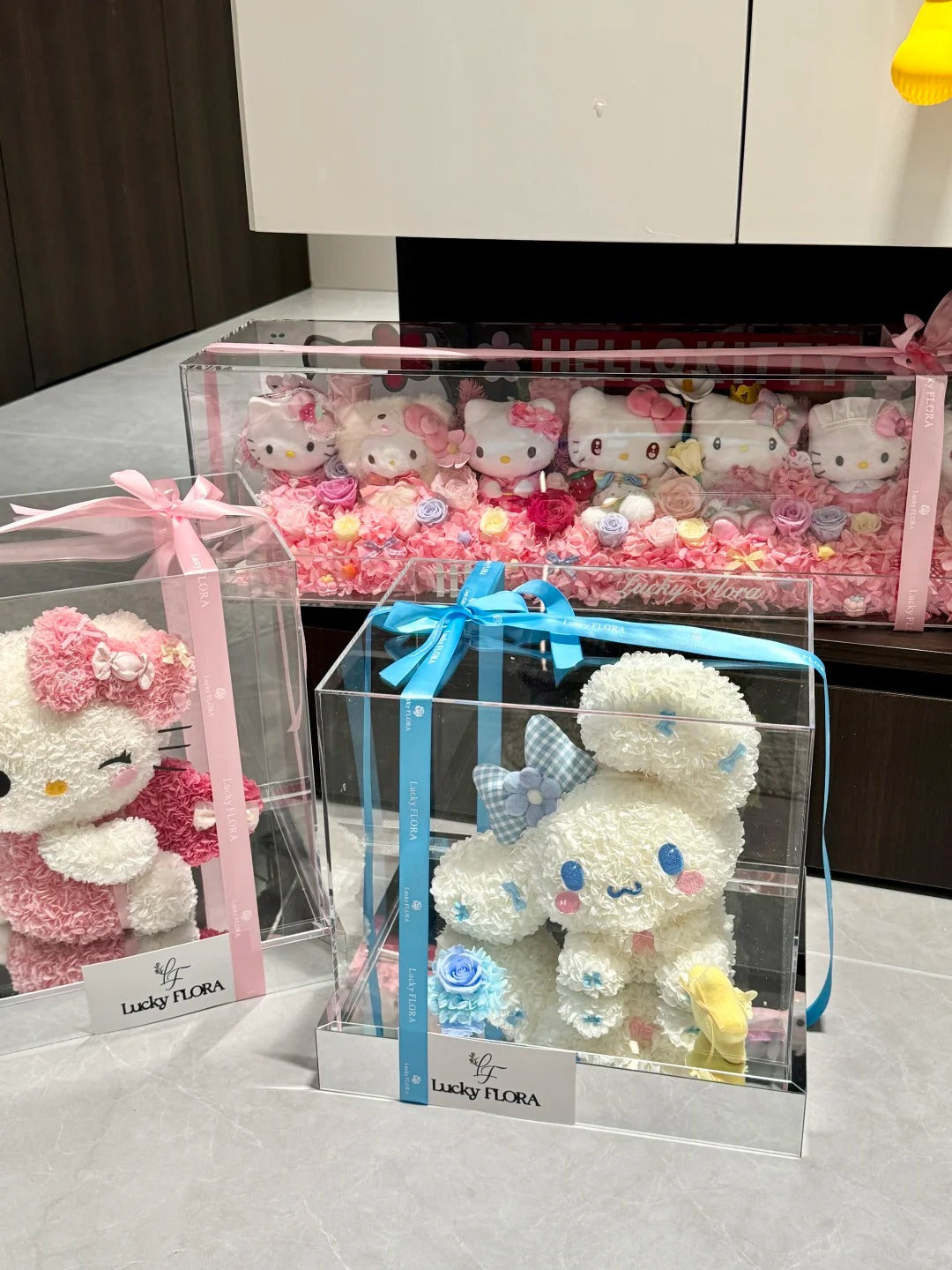 Preserved Rose Flower Box - KT Bear/KT Fairy Wand/StellaLou/ShellyMay/Cinnamon Dog Flower Box