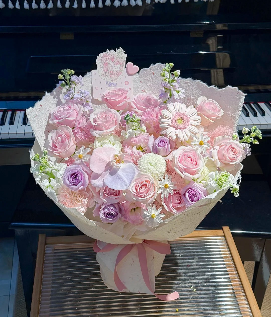 Pink bouquet mix and match random blind box large/medium/small flowers mix and match