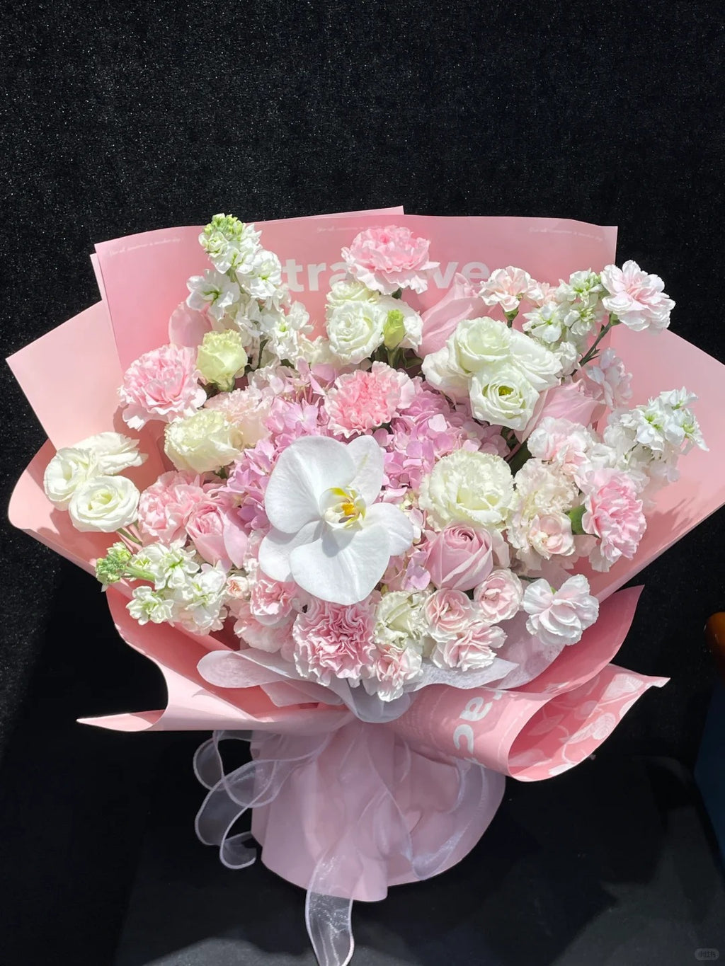 Pink bouquet mix and match random blind box large/medium/small flowers mix and match