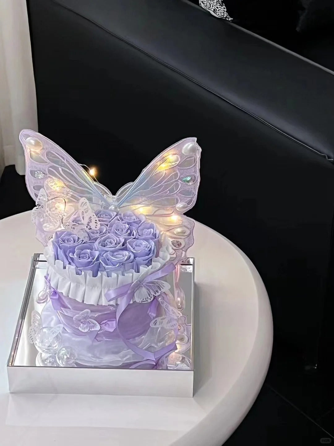 Butterfly Cake Flower Box / Creative Preserved Flower Box - Birthday Gift & Anniversary Gift