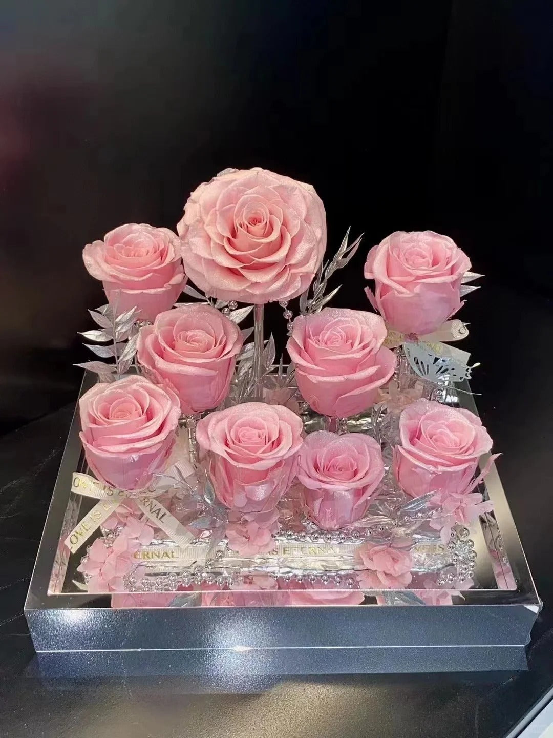 Preserved Rose Flower High-End Acrylic Gift Box - A Romantic Birthday Gift