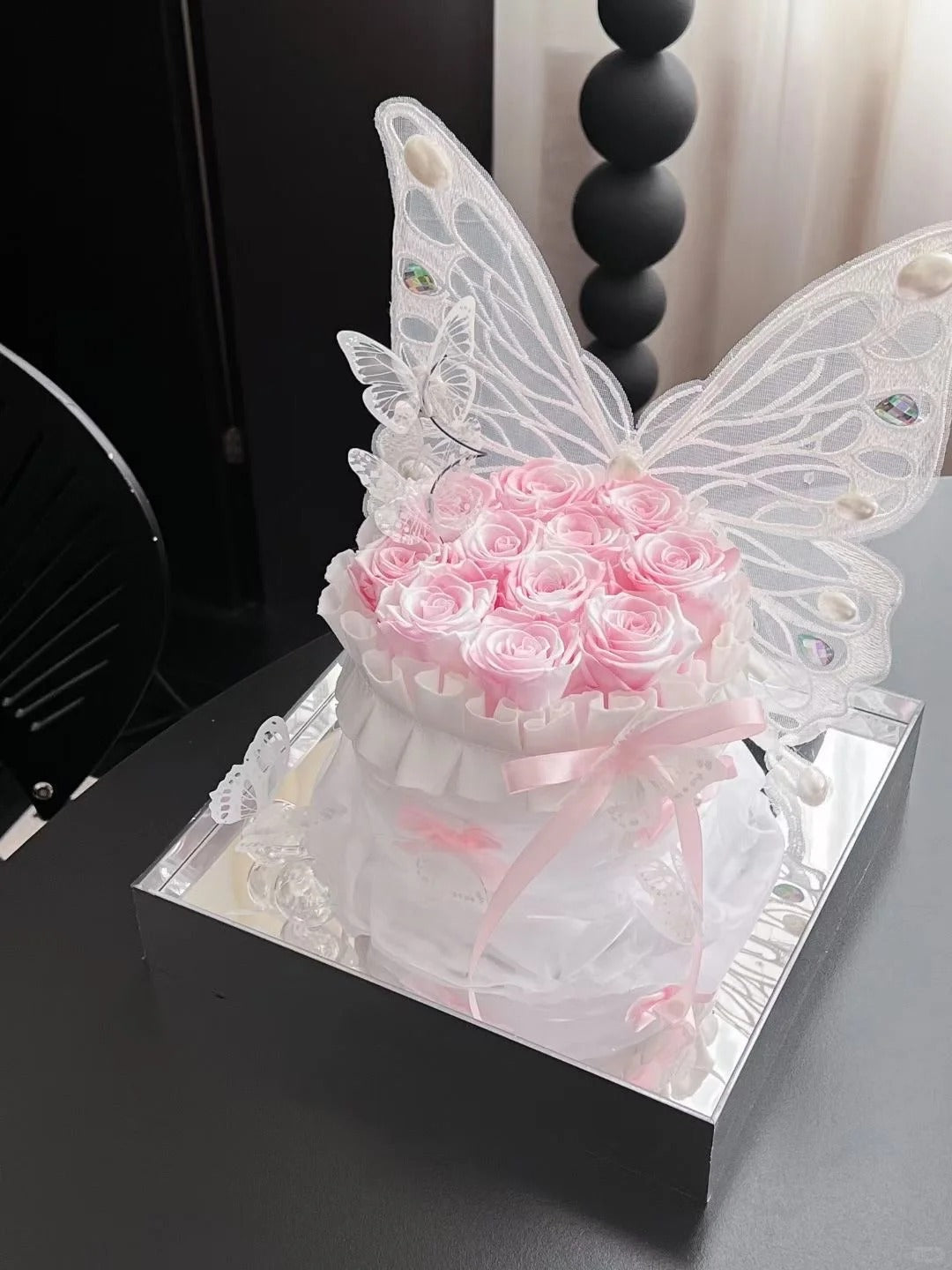 Butterfly Cake Flower Box / Creative Preserved Flower Box - Birthday Gift & Anniversary Gift