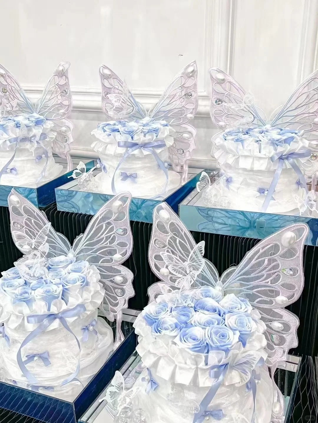 Butterfly Cake Flower Box / Creative Preserved Flower Box - Birthday Gift & Anniversary Gift