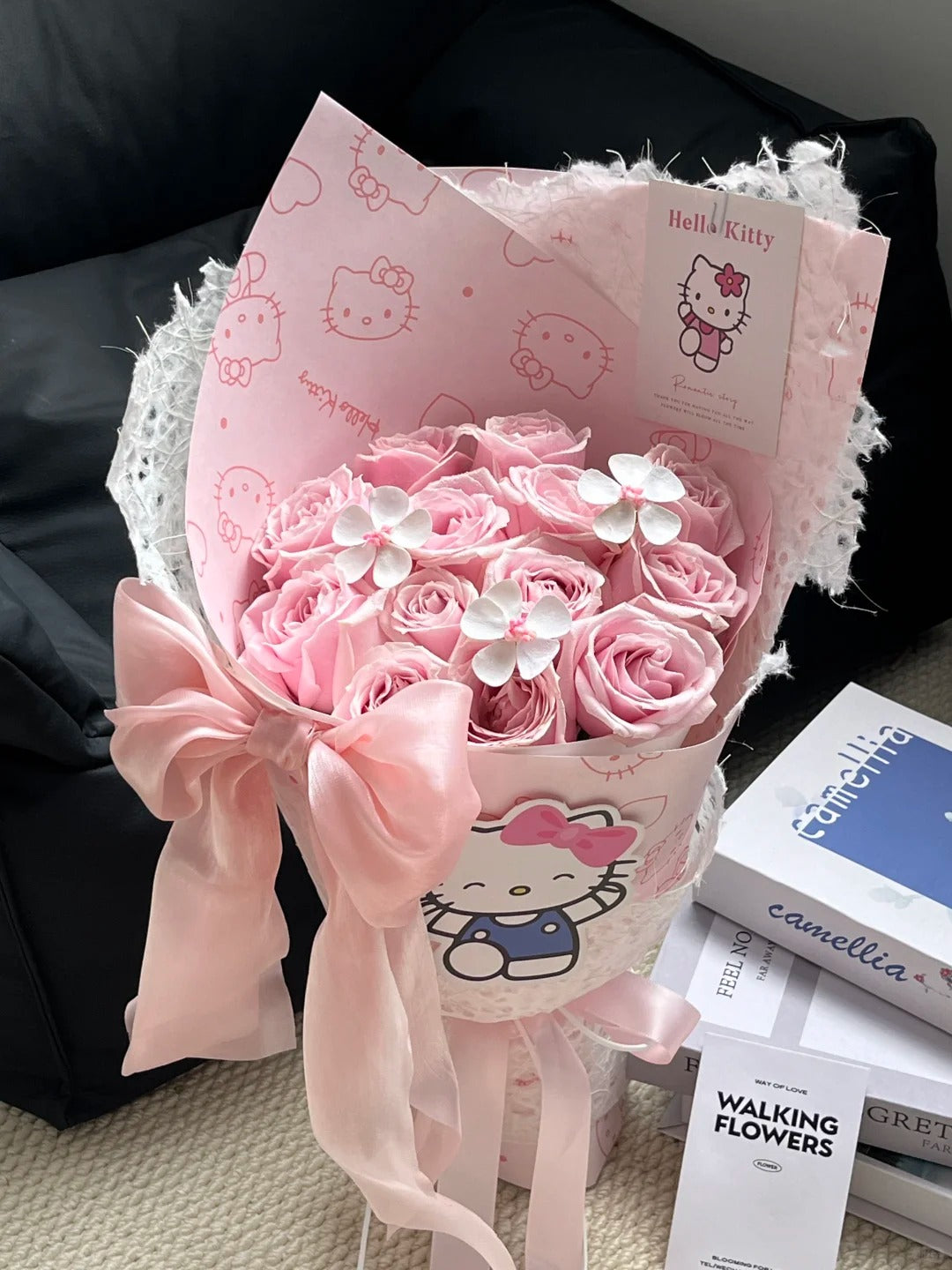 Bouquet of roses/soap flowers/girly Hello Kitty/20 roses - Gift